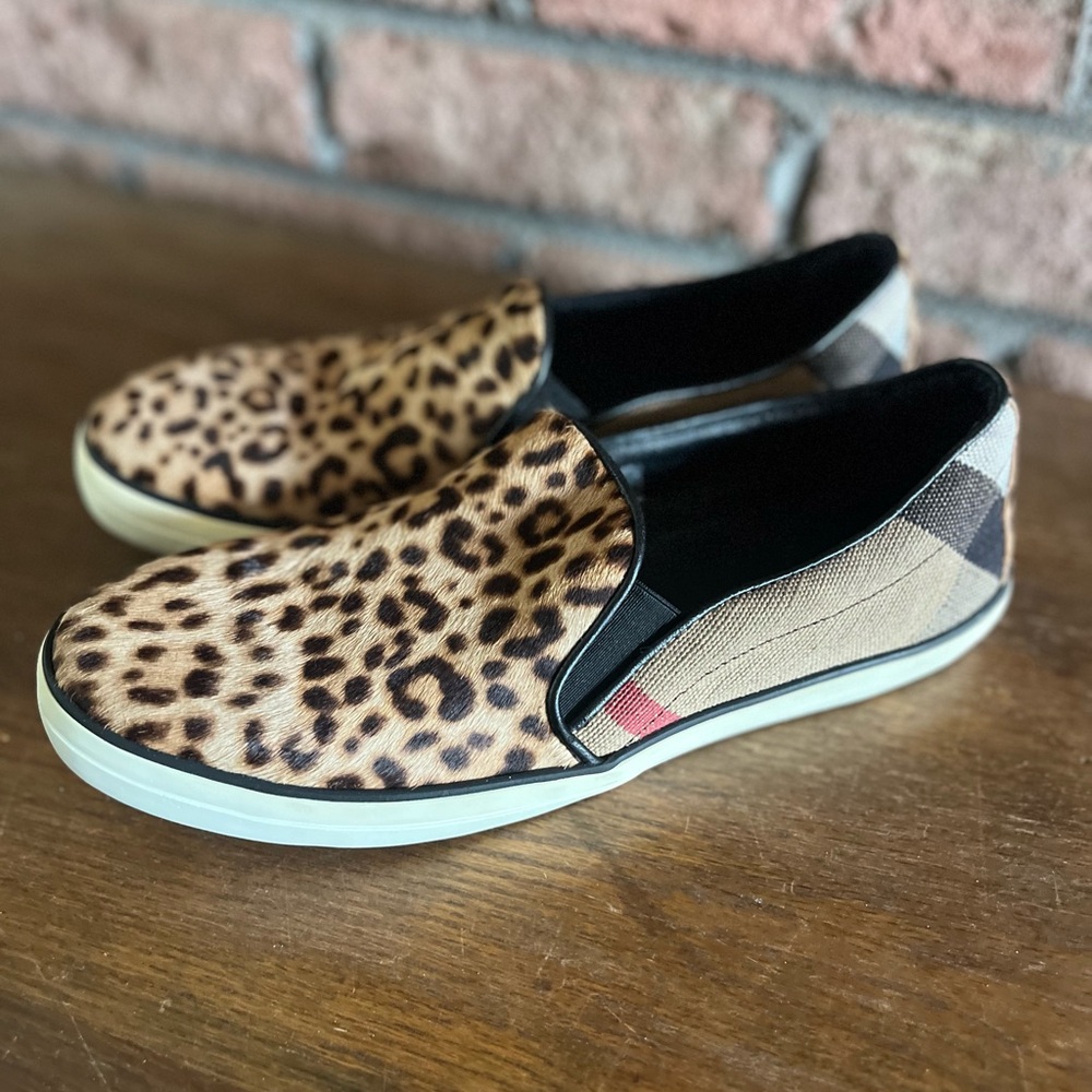 Burberry beige noveckeck canvas leopard print calf hair gauden slip on sneakers